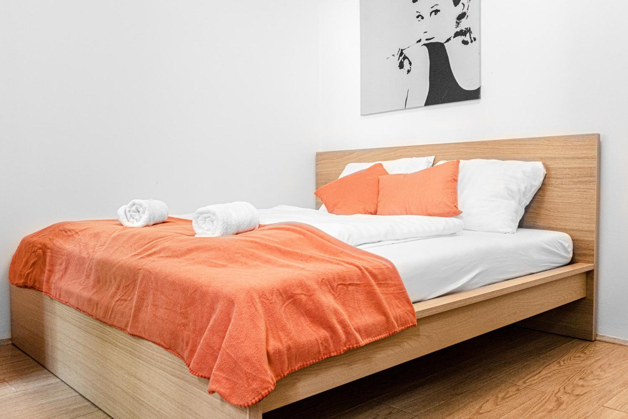 Lovely 2Br Shared Apartment, Enkplatz U3, 15Min To Center Wenen Buitenkant foto